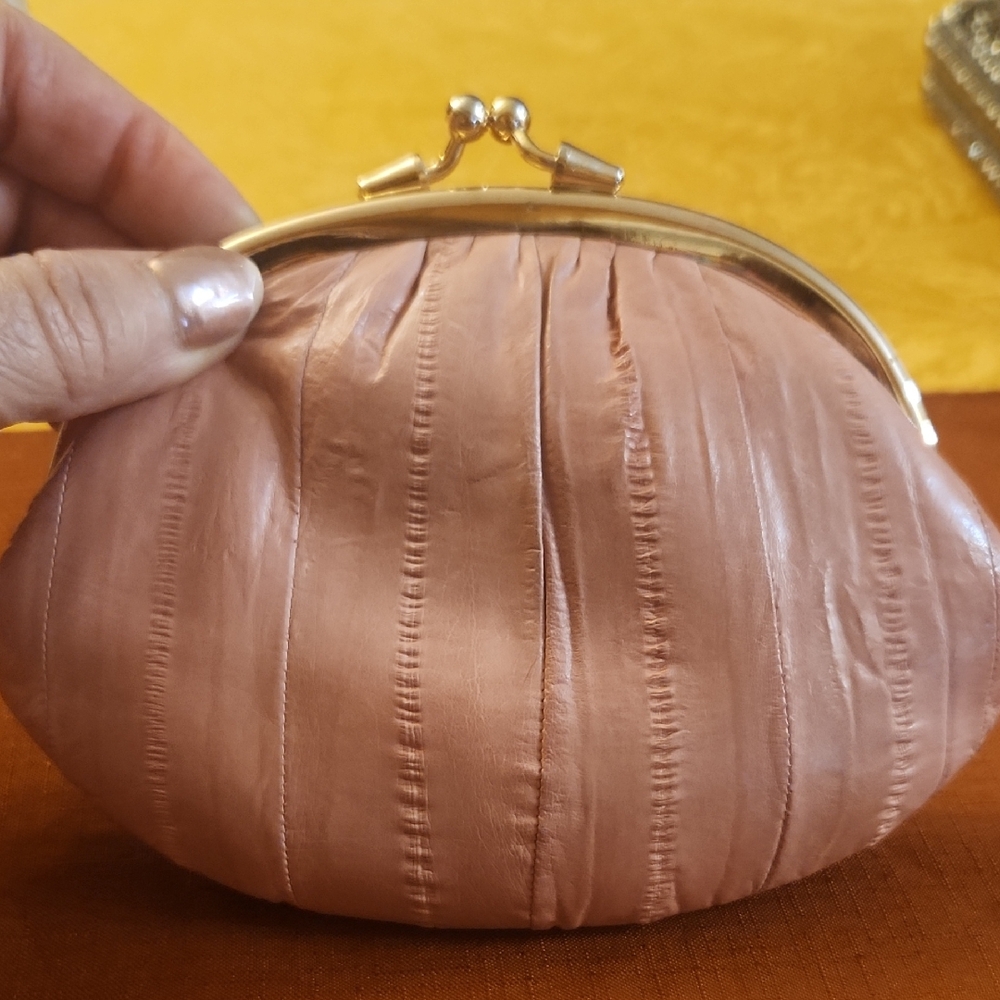 Elegant Pink Eel Coin Purse